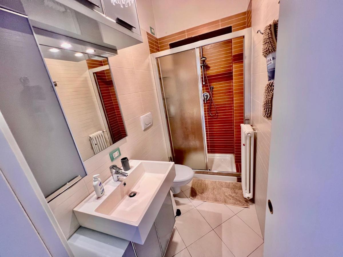 Divina Luxury Apartment With Jacuzzi Near The Lake Como Luaran gambar